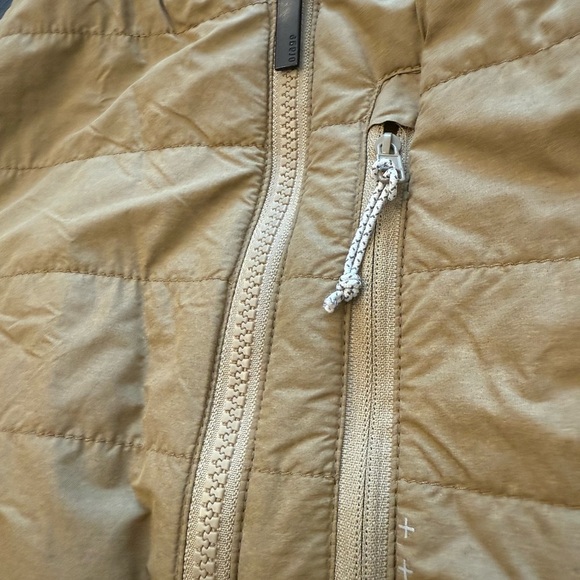 Orage M “Flight” EUC Tan and Black Quilted Puffer Jacket - Picture 10 of 14